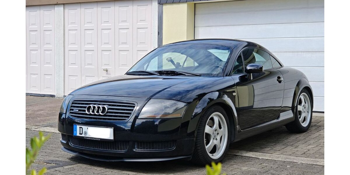 Audi TT 274.000 km 5.499 &euro; Düsseldorf 40221
