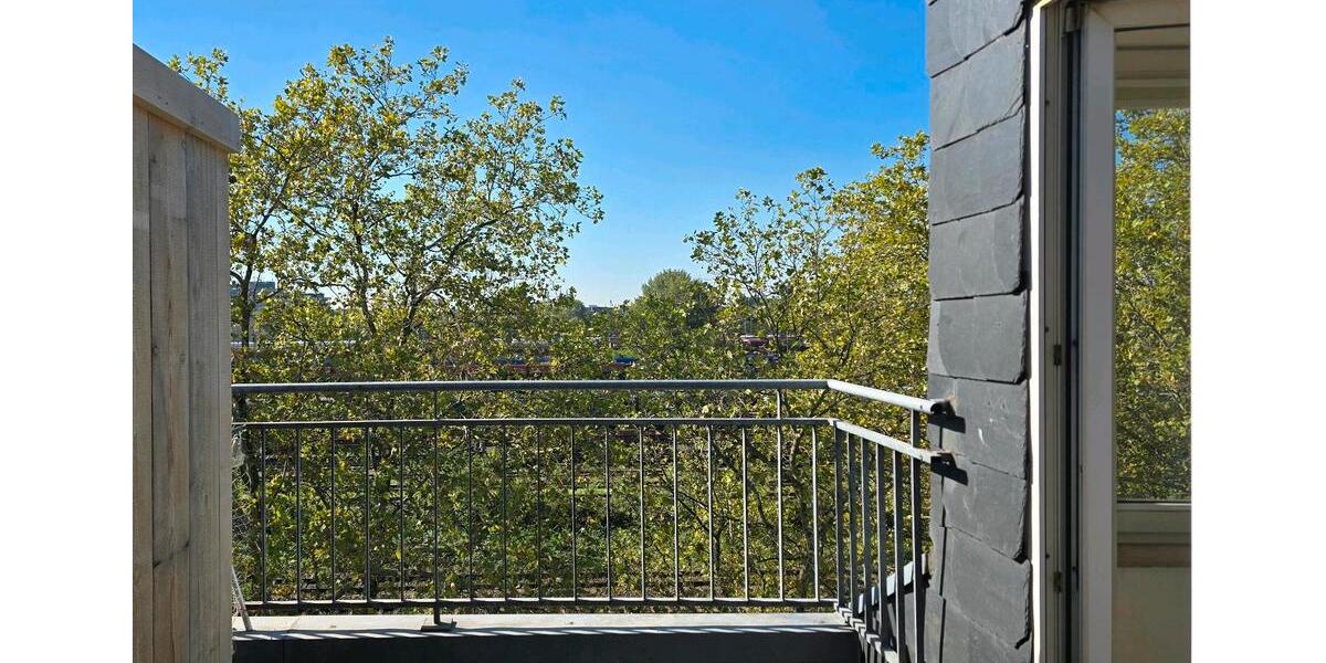 Dachgeschoßwohnung Köln Kalk - 2 Zimmer, 70 m&sup2;, 1.150&euro; | Angebot:27617474