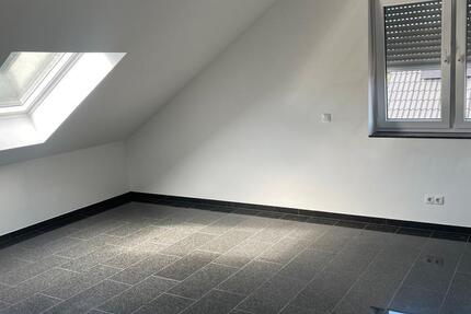 Wohnung Rommerskirchen - 5 Zimmer, 136 m&sup2;, 1.250&euro; | Angebot:27540797