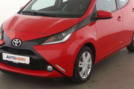 Toyota Aygo 33.414 km 12.770 € Köln 50739