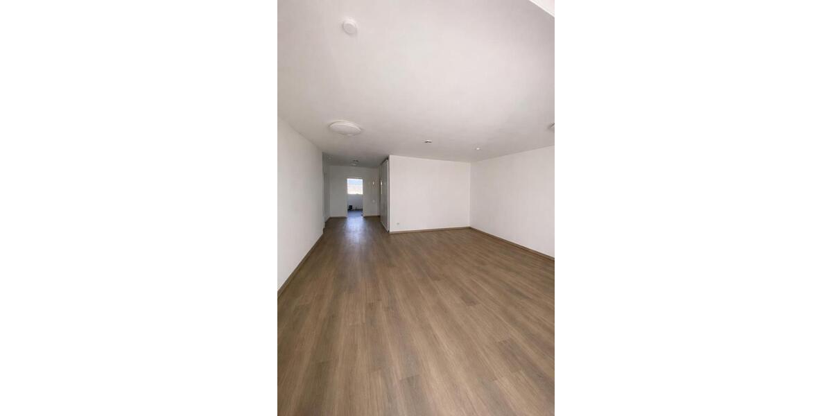 Etagenwohnung Radevormwald - 3 Zimmer, 89 m&sup2;, 265.000&euro; | Angebot:27096119