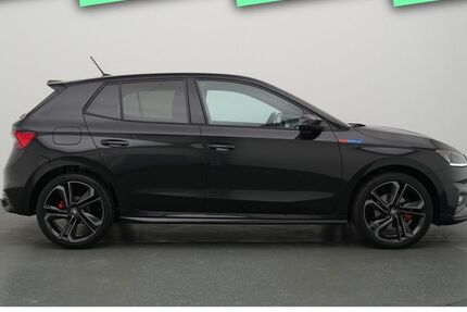 Skoda Fabia 1.009 km 32.380 &euro; Leverkusen 51379