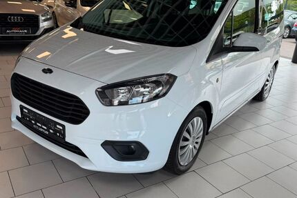 Ford Tourneo Courier 169.350 km 7.200 &euro; Köln 51149