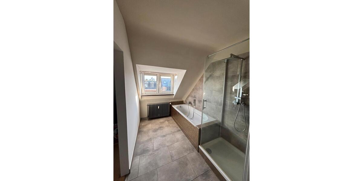 Dachgeschoßwohnung Köln Innenstadt - 1 Zimmer, 40 m&sup2;, 289.000&euro; | Angebot:27470319
