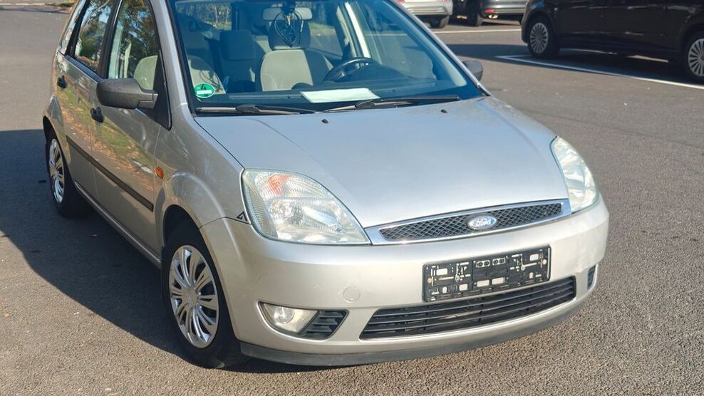 Ford Fiesta 225.000 km 1.999 € Köln 50858