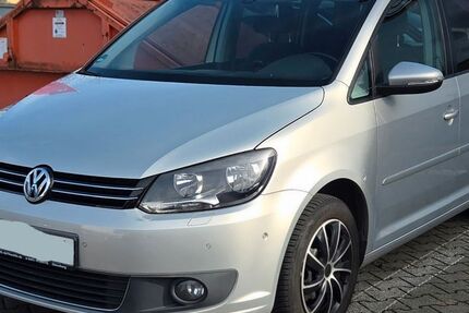 VW Touran 205.203 km 6.799 &euro; Monheim 40789