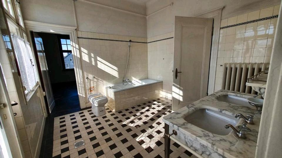 Etagenwohnung Solingen Aufderhöhe - 3 Zimmer, 100 m&sup2;, 400&euro; | Angebot:25220398