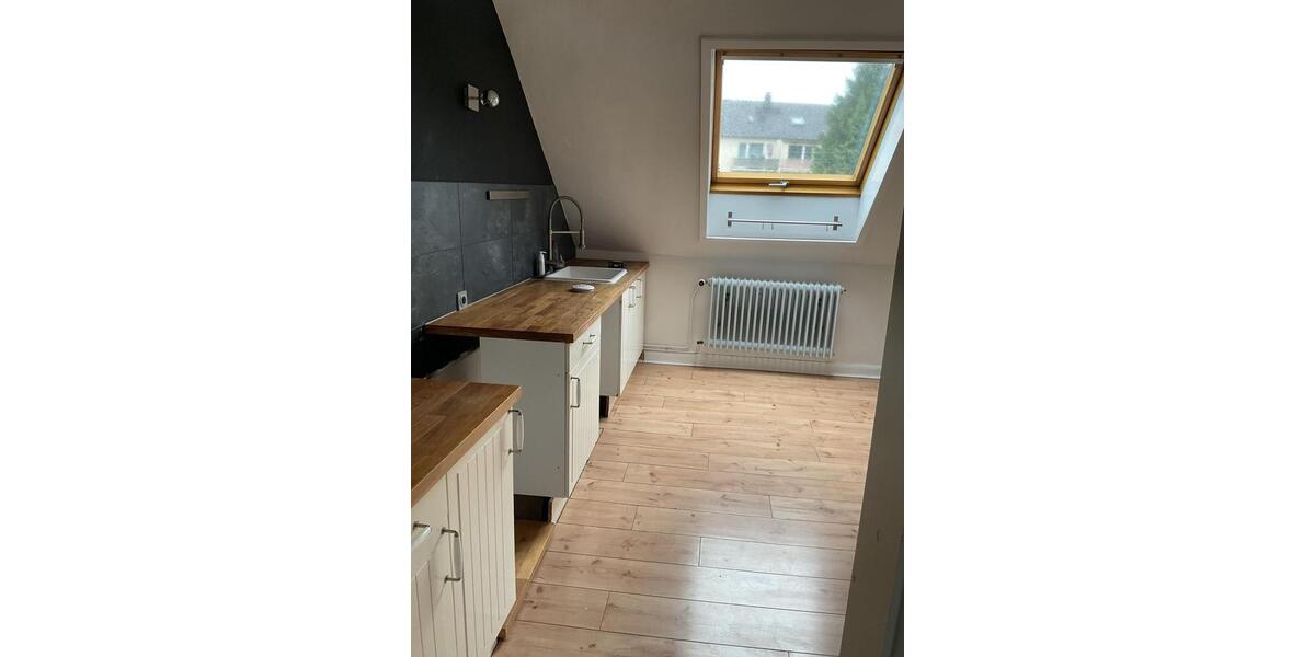 Dachgeschoßwohnung Wuppertal Brill - 3 Zimmer, 69 m&sup2;, 495&euro; | Angebot:24859508