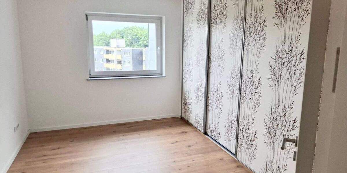 Etagenwohnung Wuppertal Ronsdorf - 3 Zimmer, 78 m&sup2;, 179.000&euro; | Angebot:25738222