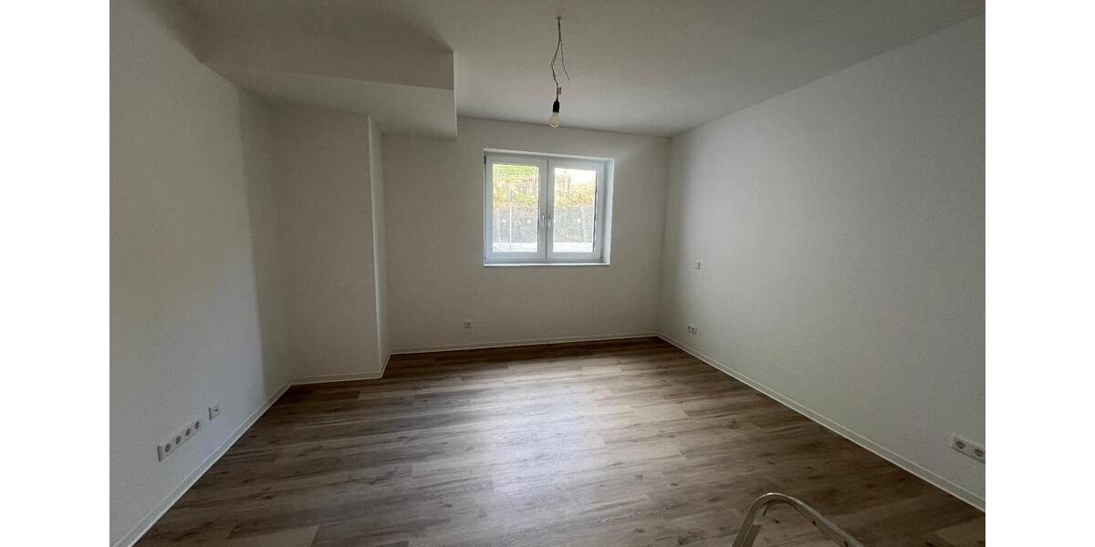 Erdgeschoßwohnung Wuppertal Dornap - 3.5 Zimmer, 96 m&sup2;, 150.000&euro; | Angebot:24675911