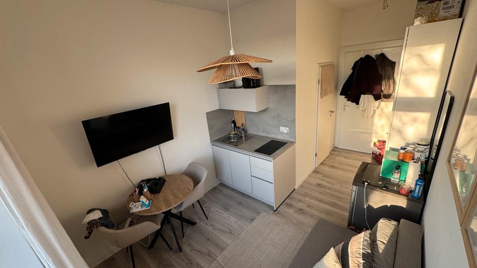 Etagenwohnung Düsseldorf Flingern Süd - 1 Zimmer, 16 m&sup2;, 650&euro; | Angebot:24662492