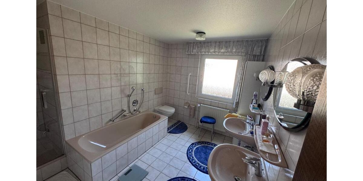 Einfamilienhaus Wülfrath - 6 Zimmer, 129 m&sup2;, 499.000&euro; | Angebot:24597520