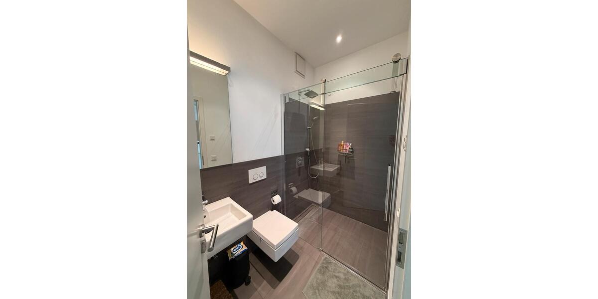 Einfamilienhaus Düsseldorf Stadtbezirk 2 - 4 Zimmer, 163 m&sup2;, 3.900&euro; | Angebot:25756632