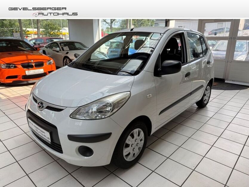 i10