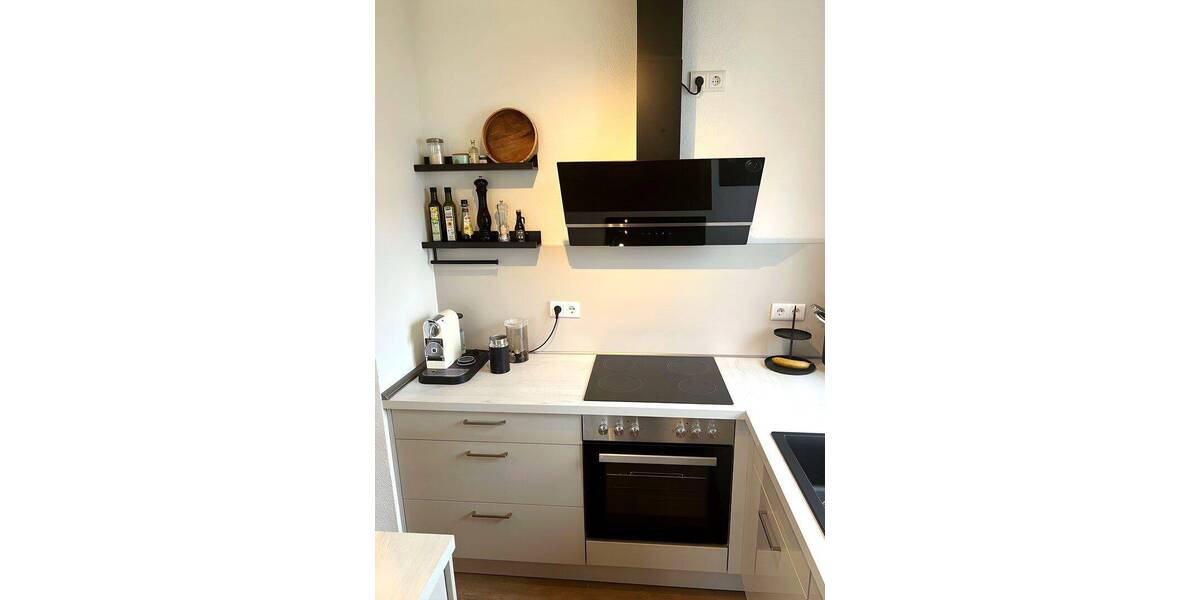 Etagenwohnung Düsseldorf Derendorf - 3 Zimmer, 74 m&sup2;, 1.100&euro; | Angebot:26825336
