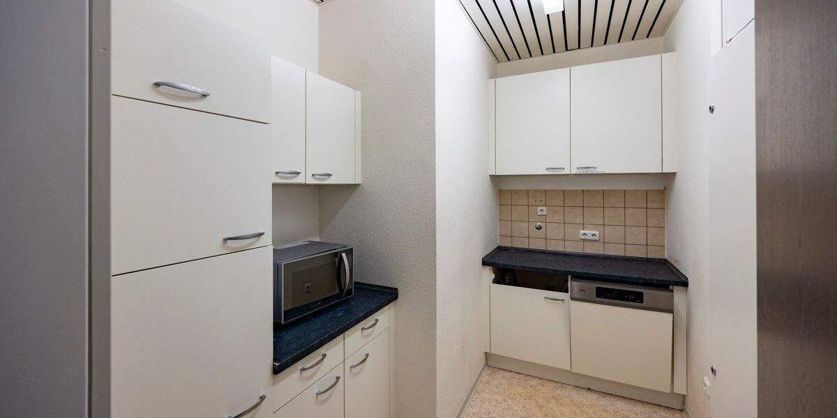 Gewerbeobjekt Düsseldorf / Heerdt Heerdt - 7 Zimmer, 400 m&sup2;, 2.490.000&euro; | Angebot:24043769