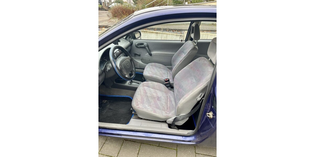 Opel Corsa B 67.000 km 2.250 &euro; Bergisch Gladbach 51465