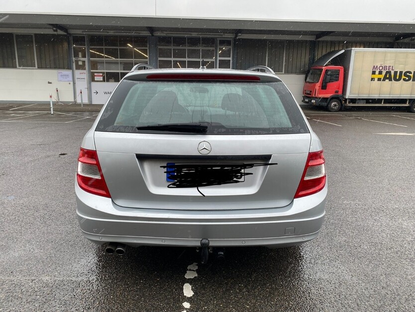 Mercedes-Benz C 200 257.000 km 5.999 € Köln 50667