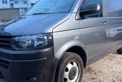 VW T5 Transporter 150.000 km 8.950 &euro; Köln 50674
