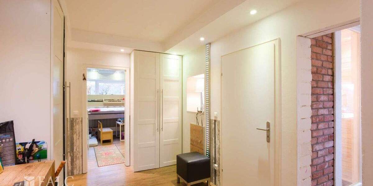 Bungalow Wermelskirchen - 4 Zimmer, 118 m&sup2;, 395.000&euro; | Angebot:25696532