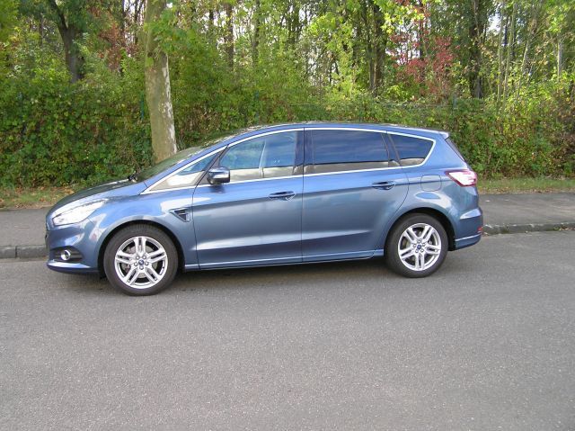 Ford S-Max 133.000 km 15.999 &euro; Pulheim 50259