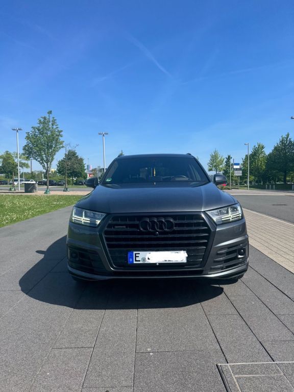 Q7