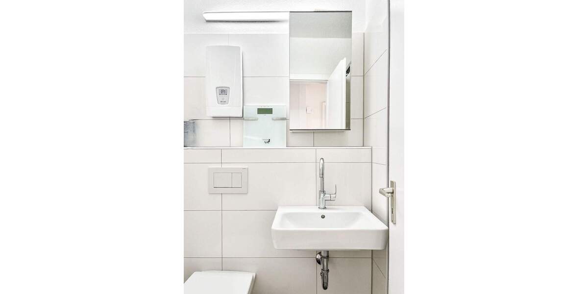 Etagenwohnung Düsseldorf Altstadt - 2 Zimmer, 39 m&sup2;, 995&euro; | Angebot:24758165