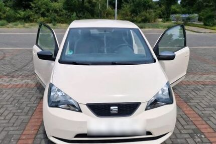 Seat Mii 105.000 km 4.600 &euro; Neuss 41470