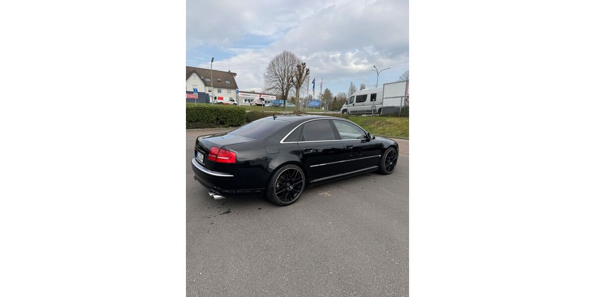 Audi A8 203.000 km 7.500 &euro; Leverkusen 51379