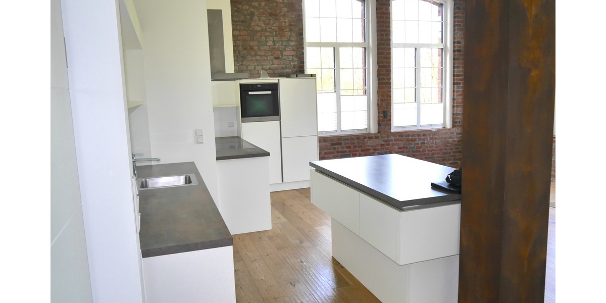 SG, komfortable 85m² 2 Zi. Loftwohnung mit Unikat-Charakter, Balkon, Stellplatz, EBK - Loft - Studio - Atelier Solingen Mitte | Angebot:26855412