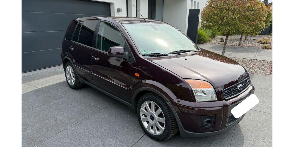 Ford Fusion 62.000 km 5.950 &euro; Köln 51145