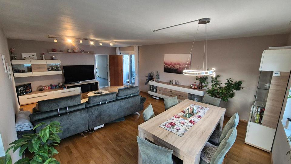 Dachgeschoßwohnung Leverkusen Schlebusch - 4 Zimmer, 130 m&sup2;, 469.000&euro; | Angebot:24365326