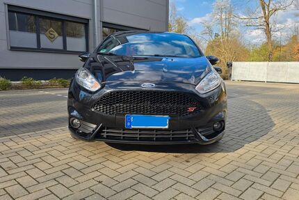 Ford Fiesta 76.500 km 13.500 &euro; Leichlingen 42799