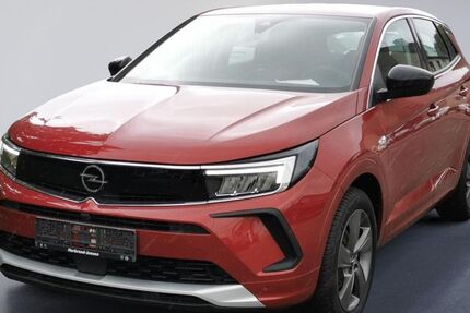 Opel Grandland (X) 33.861 km 16.490 &euro; Neuss 41464