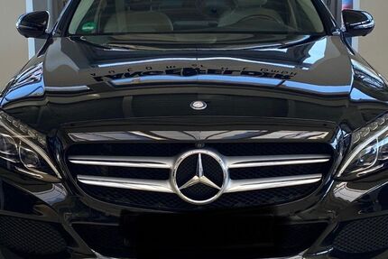 Mercedes-Benz C 250 117.500 km 20.000 € Neuss 41472