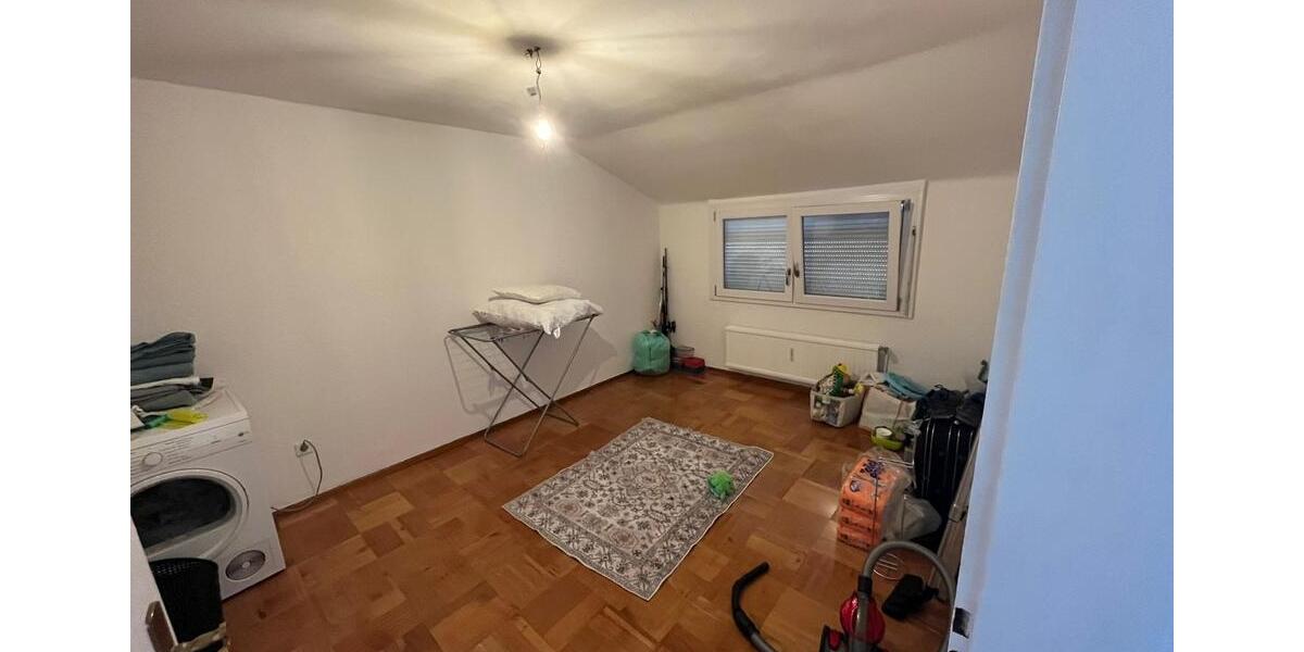 Etagenwohnung Neuss Augustinusviertel - 3 Zimmer, 72 m&sup2;, 990&euro; | Angebot:24757133