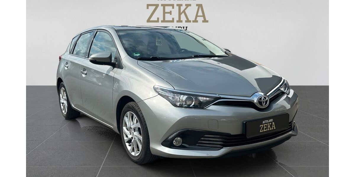 Toyota Auris 98.075 km 9.900 &euro; Lindlar 51789