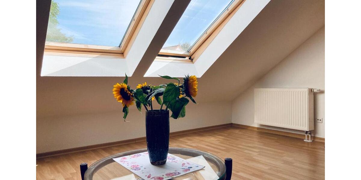 Dachgeschoßwohnung Köln Mülheim - 1 Zimmer, 44 m&sup2;, 660&euro; | Angebot:27625489
