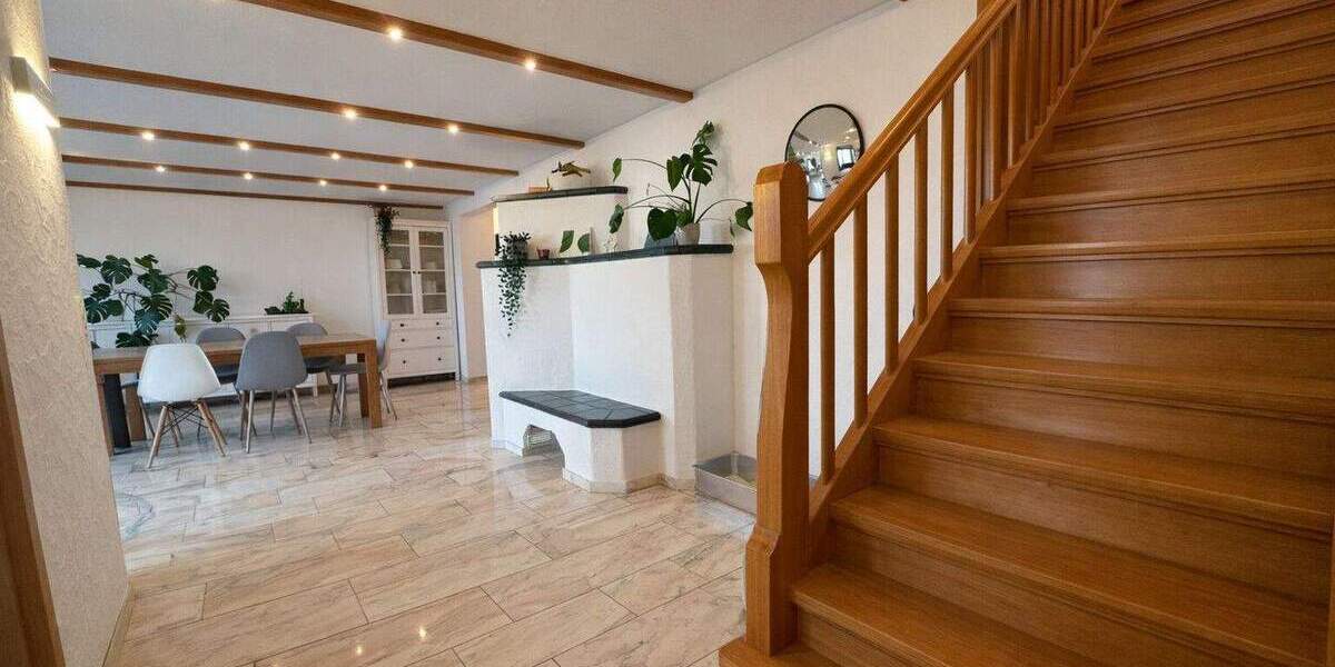 Etagenwohnung Hilden Forstbach - 3 Zimmer, 120 m&sup2;, 389.000&euro; | Angebot:24424456