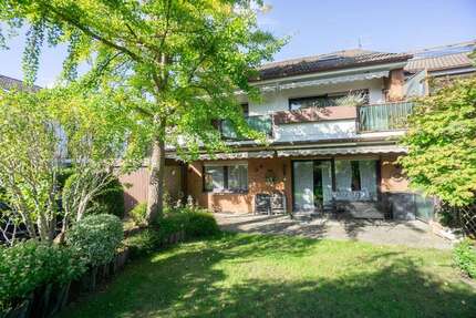 Haus zum Kaufen in Solingen 485.000 € 220.74 m² 8 zimmer