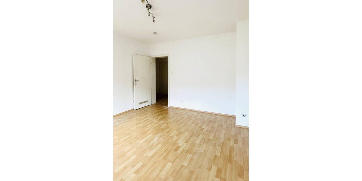 Etagenwohnung Wuppertal Elberfeld - 2 Zimmer, 39 m&sup2;, 106.000&euro; | Angebot:26583648
