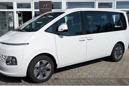 Hyundai STARIA 6.560 km 40.498 € Leverkusen 51373