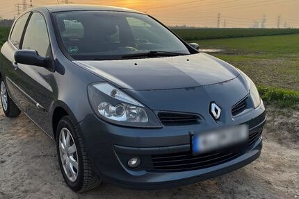 Renault Clio 179.000 km 1.400 &euro; Köln 50825