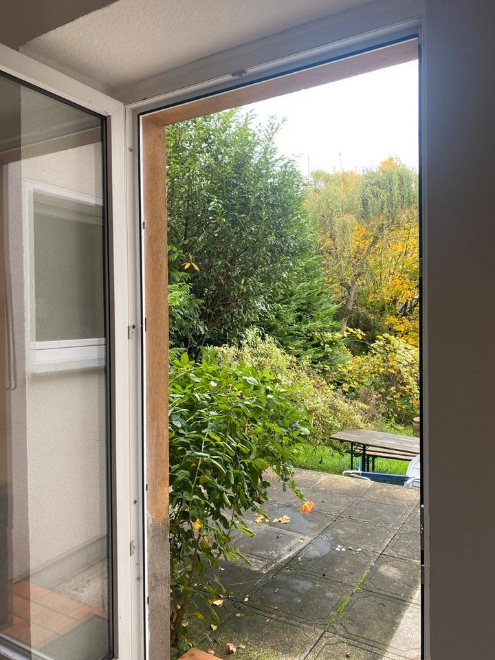 2 Zimmer Wohnung mit Terasse zimmer