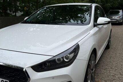 Hyundai i30 45.736 km 21.500 € Wuppertal 42283