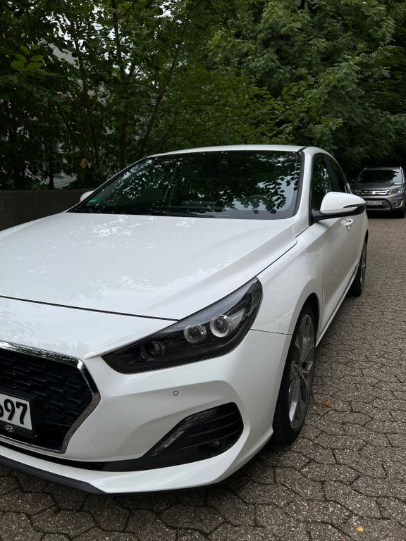 Hyundai i30 45.736 km 21.500 € Wuppertal 42283