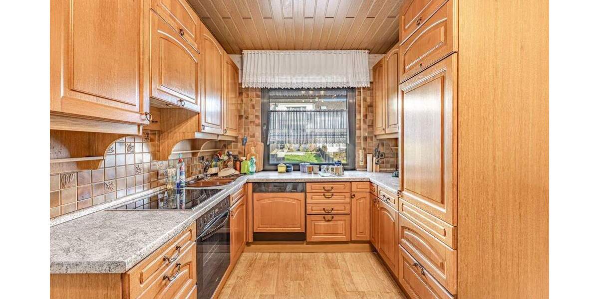 Reihenmittelhaus Wuppertal Ronsdorf - 4 Zimmer, 110 m&sup2;, 349.000&euro; | Angebot:23940476