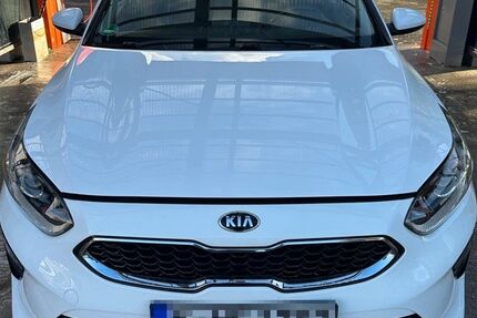 Kia ceed / Ceed 82.000 km 17.400 &euro; Köln 50735