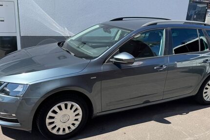 Skoda Octavia 87.600 km 12.900 &euro; Köln 51067