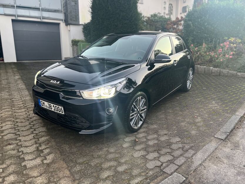 Kia Rio 18.356 km 19.950 € Wipperfürth 51688